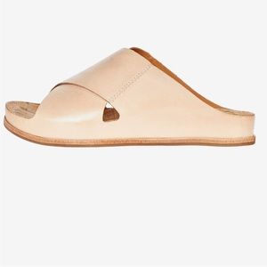 Kork-Ease Tutsi Crossover Slides NWOT